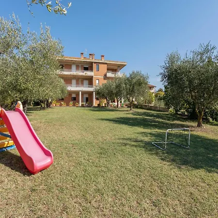 In Tuoro Near Trasimeno Apartment *